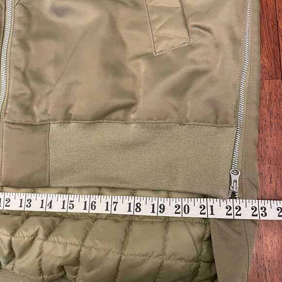 Nike NSW Therma Fit Oversized Bomber Puffer Jacket Quilted Satin Olive WOMEN S M - Picture 16 of 16